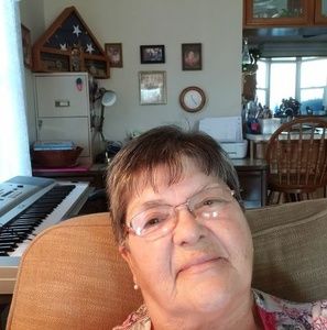 Meet your Posher, Marsha